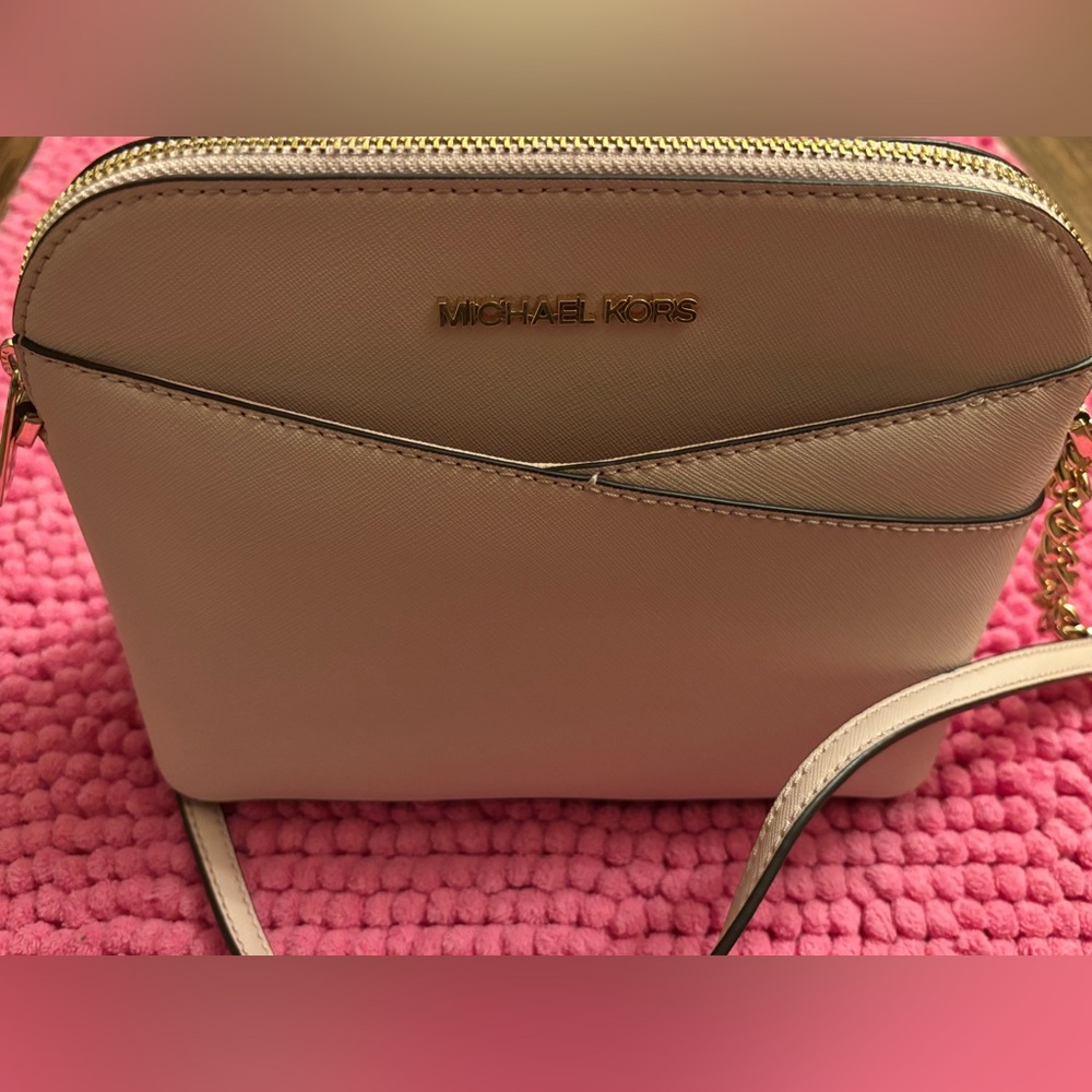 Michael Kors Crossbody Bag - Picture 4 of 7